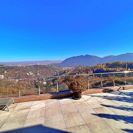Coroni Seasons Apart With Panoramic View Braşov Exterior foto